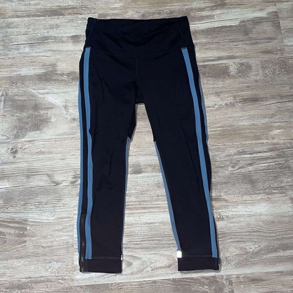Lululemon size 8
